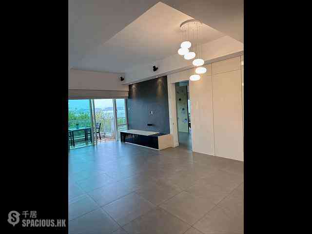 Tung Chung - Coastal Skyline Phase 4 Le Bleu Deux Block 1 02