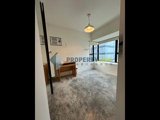 Sheung Wan - Queen's Terrace 03