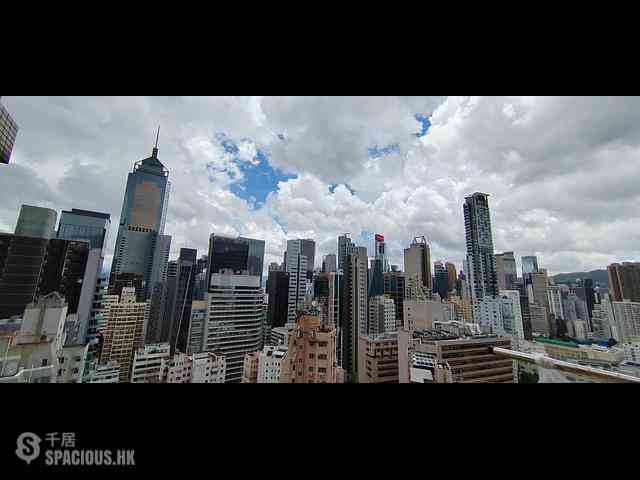 Wan Chai - The Zenith 01