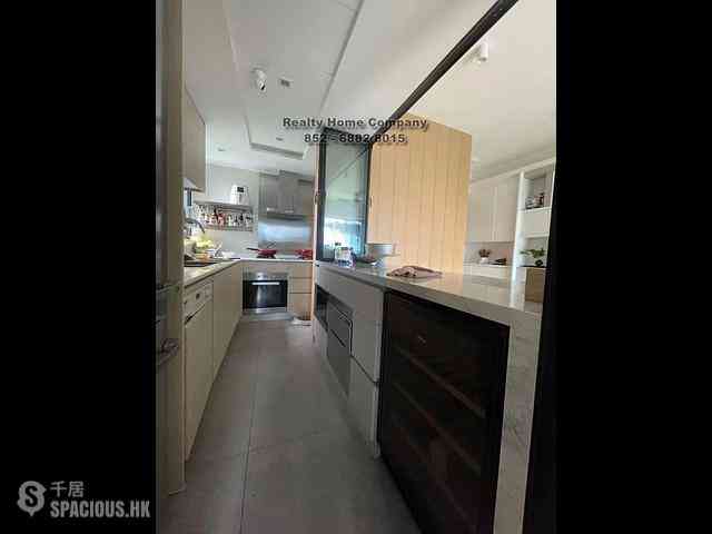 Ho Man Tin - Mantin Heights Block 10 03