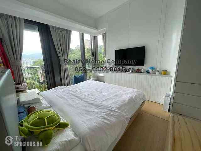 Ho Man Tin - Mantin Heights Block 10 05