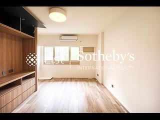Mid Levels Central - St. Joan Court 04