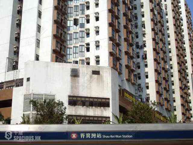 Shau Kei Wan - Perfect Mount Gardens Block B 01