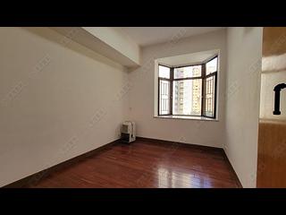 Tai Hang - Elm Tree Towers Block B 04