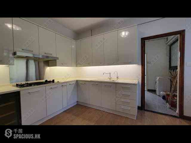 Tai Hang - Elm Tree Towers Block B 06