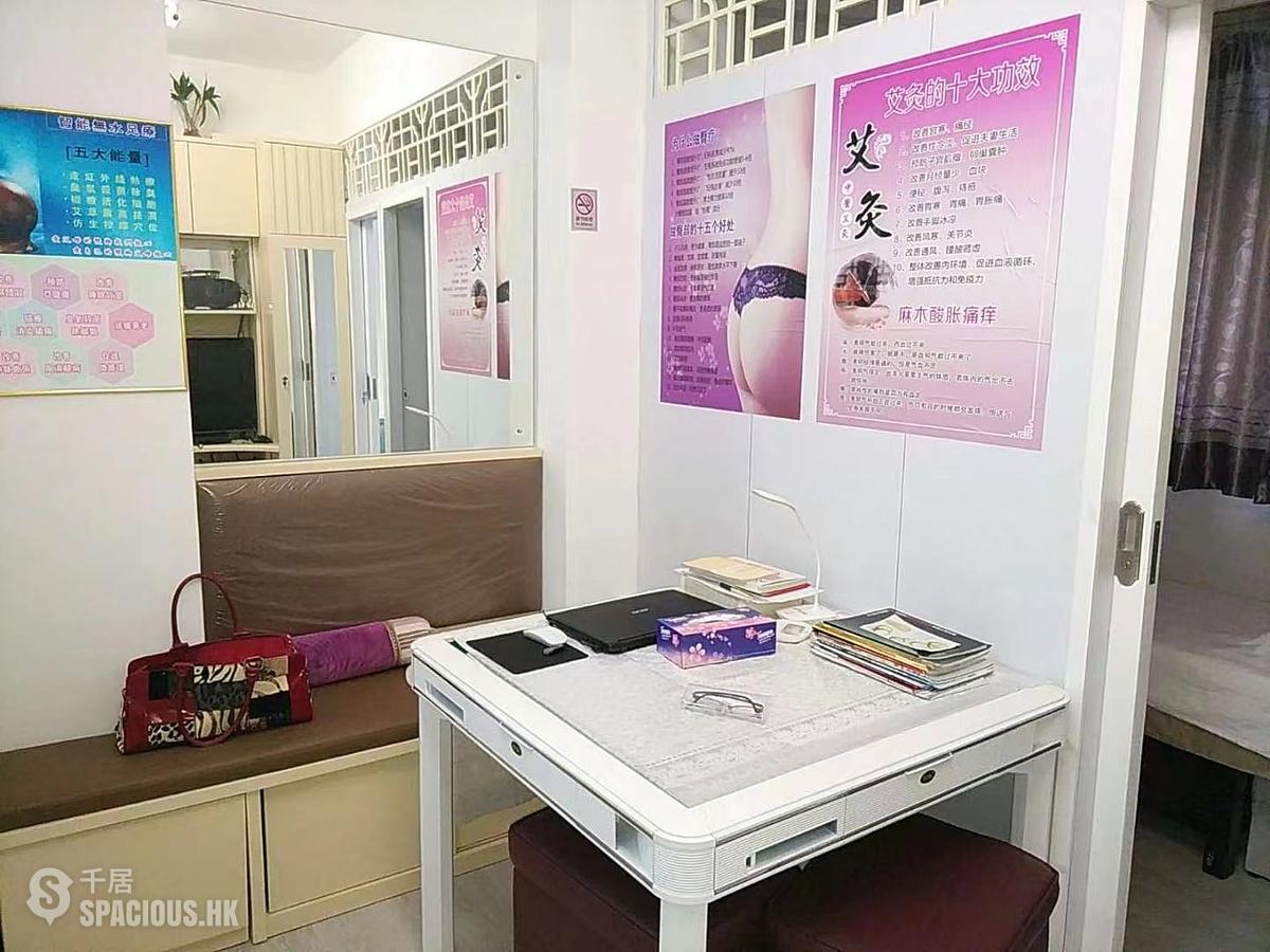 Sheung Wan - 363, Queen's Road Central 01