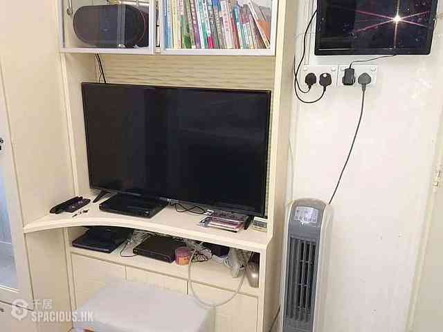 Sheung Wan - 363, Queen's Road Central 03