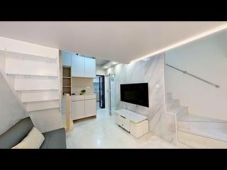 Soho - 2, Shing Wong Street 05