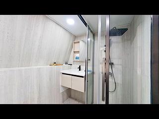 Soho - 2, Shing Wong Street 10