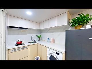 Soho - 2, Shing Wong Street 03