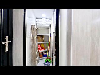 Soho - 2, Shing Wong Street 06