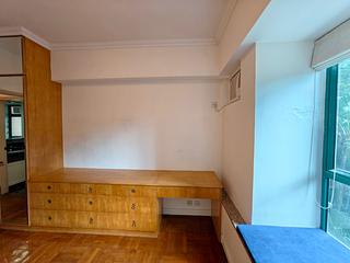 Mid Levels Central - Hillsborough Court Block 2 07