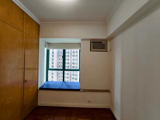 Mid Levels Central - Hillsborough Court Block 2 09