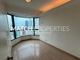 Mid Levels West - 80 Robinson Road 12