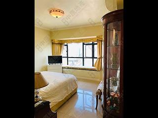 Mid Levels Central - The Grand Panorama Block 5 07