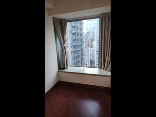 Wan Chai - The Avenue Phase 1 06