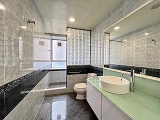 Mid Levels Central - Tregunter Tower 3 08