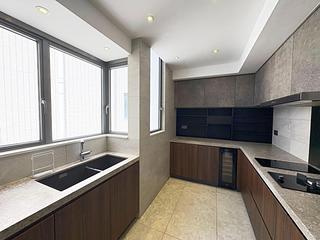 Discovery Bay - Discovery Bay Phase 16 Poggibonsi 12