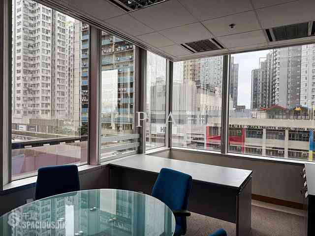 North Point - Island Place Tower 02