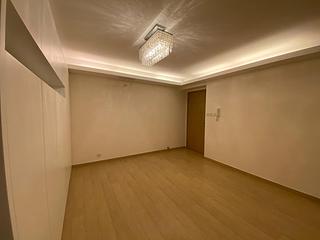 Mid Levels Central - Blessings Garden Phase I 02