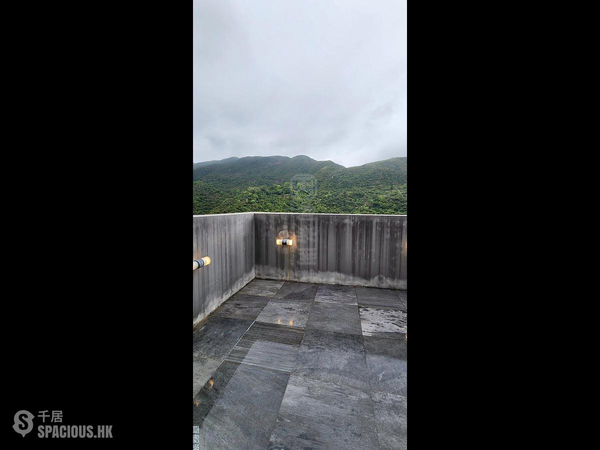 Quarry Bay - Mount Parker Lodge 01