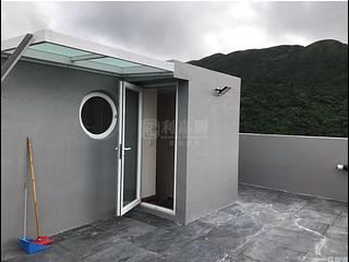 Quarry Bay - Mount Parker Lodge 05