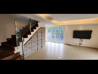 Quarry Bay - Mount Parker Lodge 10