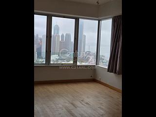 Wan Chai - Convention Plaza Apartments 04