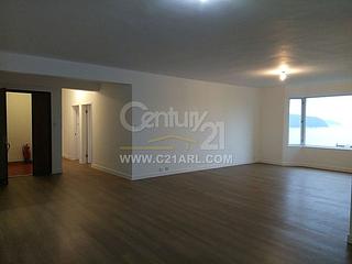 Stanley - Grosse Pointe Villa 02