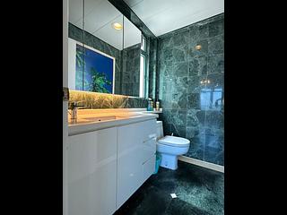 Discovery Bay - Discovery Bay Phase 9 La Serene 02
