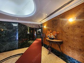 Mid Levels Central - Seymour Place 02