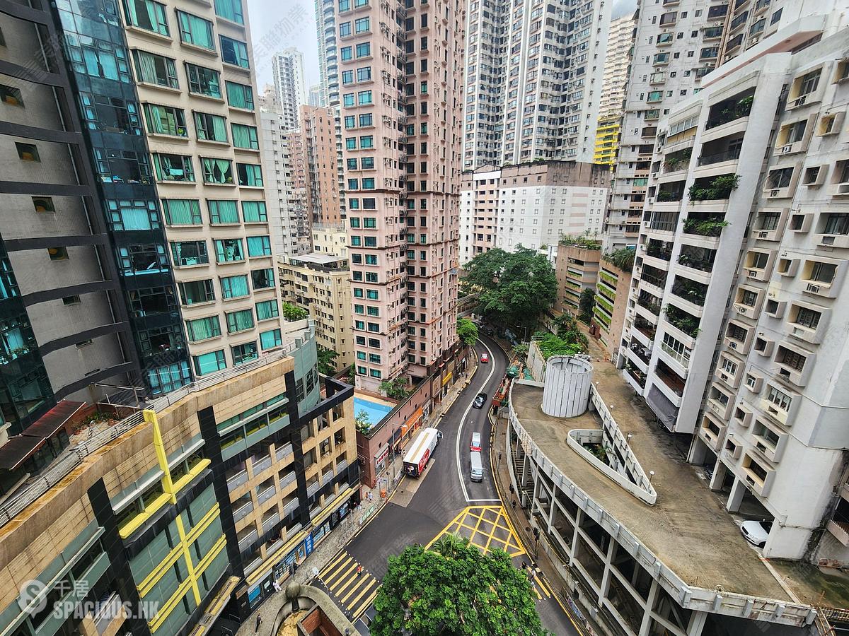 Mid Levels Central - Seymour Place 01