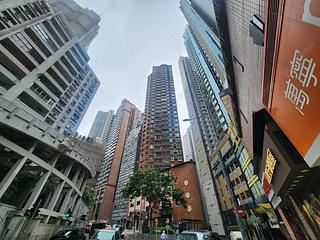 Mid Levels Central - Seymour Place 04