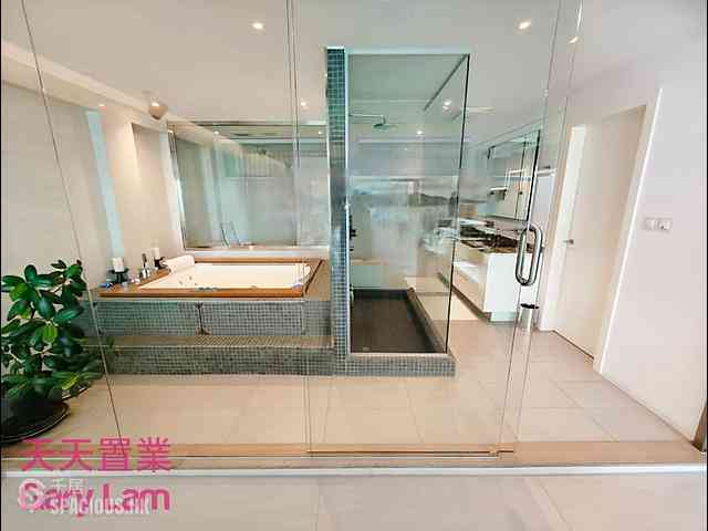 Clear Water Bay - Dragon Lake Villa 03