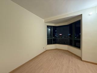 Mid Levels West - 80 Robinson Road 03