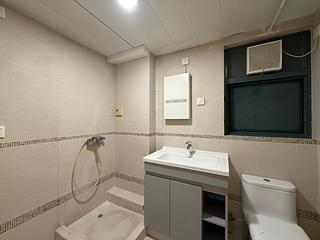 Mid Levels West - 80 Robinson Road 06
