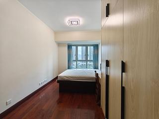 West Kowloon - The Harbourside 11