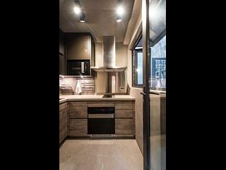 Mid Levels Central - Bonito Casa 03