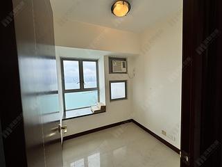 Kennedy Town - The Merton 06