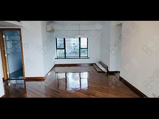Mid Levels West - 80 Robinson Road 04