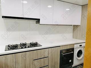 Mid Levels West - 80 Robinson Road 05