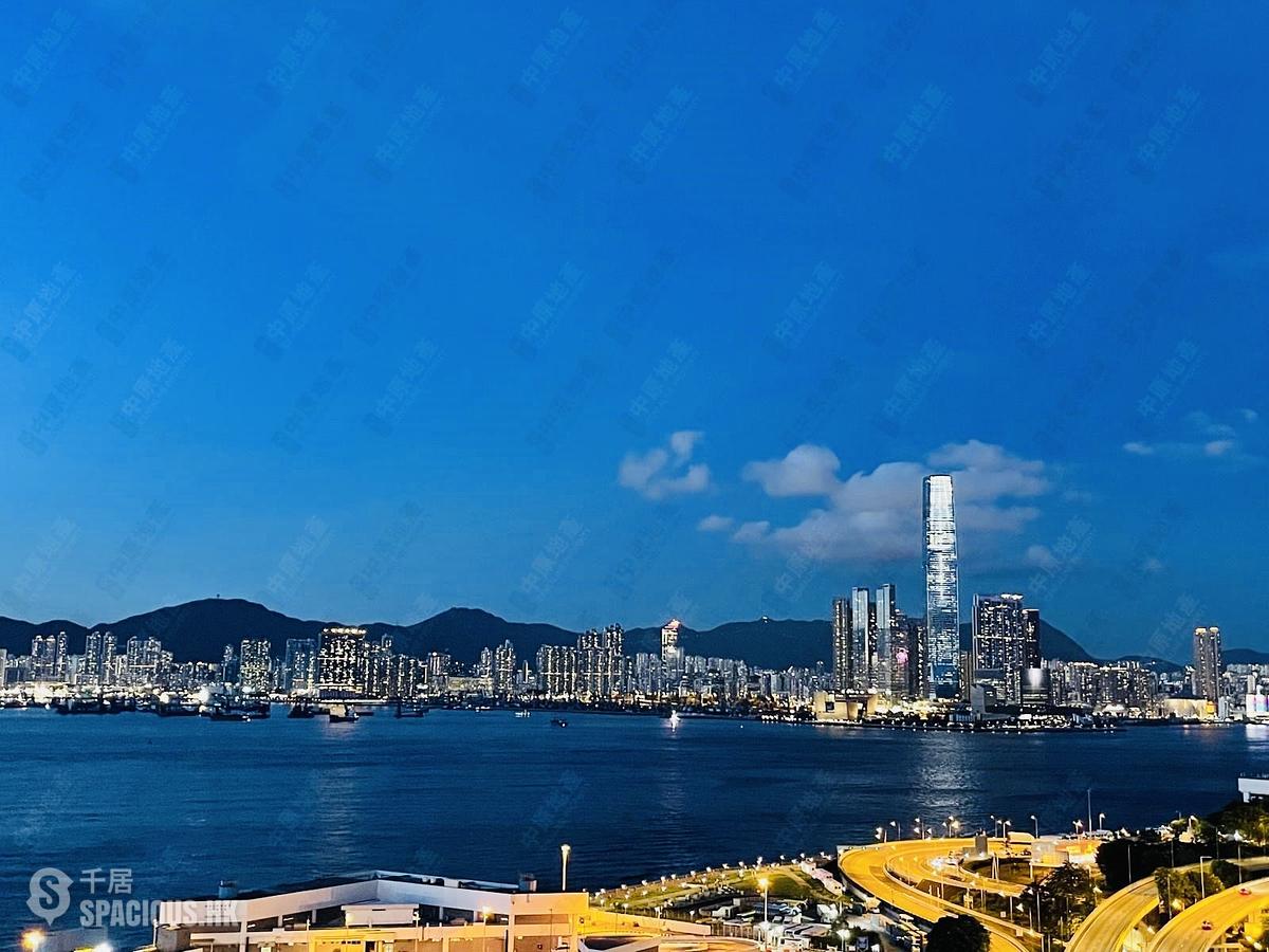 Shek Tong Tsui - Upton 01