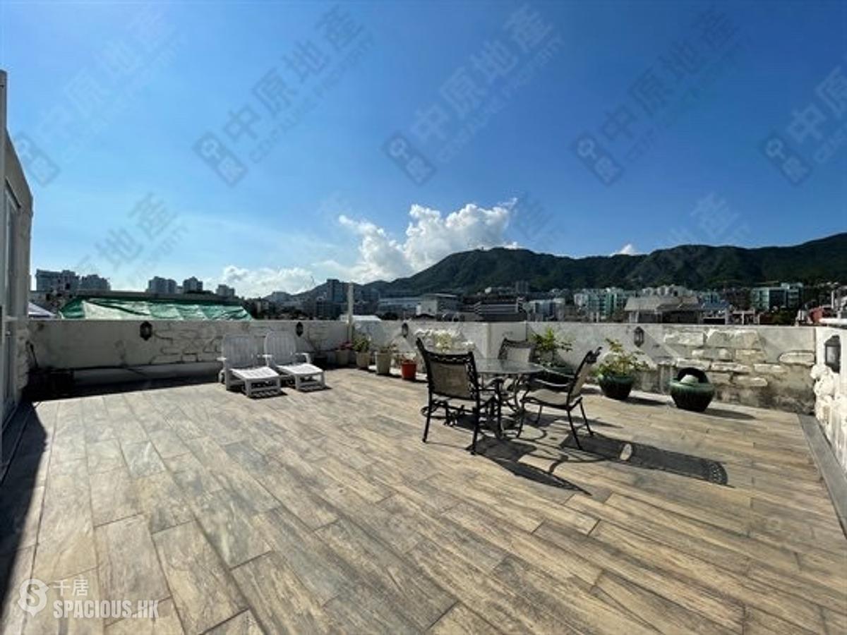Kowloon Tong - Moonlight Court 01