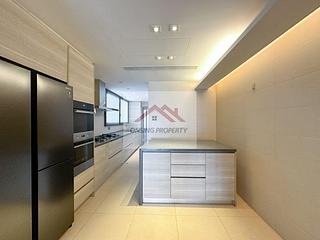 Stubbs Road - Evergreen Villa 06