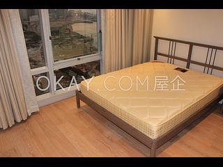 Wan Chai - Convention Plaza Apartments 02