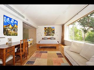 Deep Water Bay - Manderly Garden 02