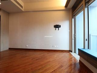 Wan Chai - The Avenue Phase 2 05