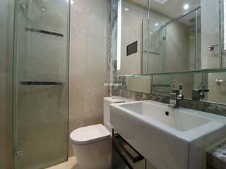 Wan Chai - The Avenue Phase 2 06