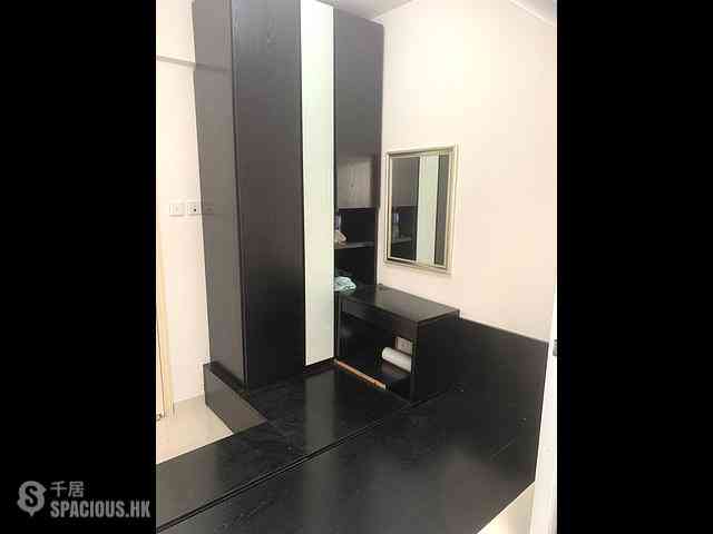 Sai Ying Pun - Lap Poon Building 05