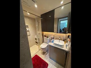 Shau Kei Wan - Island Garden Block 3 04
